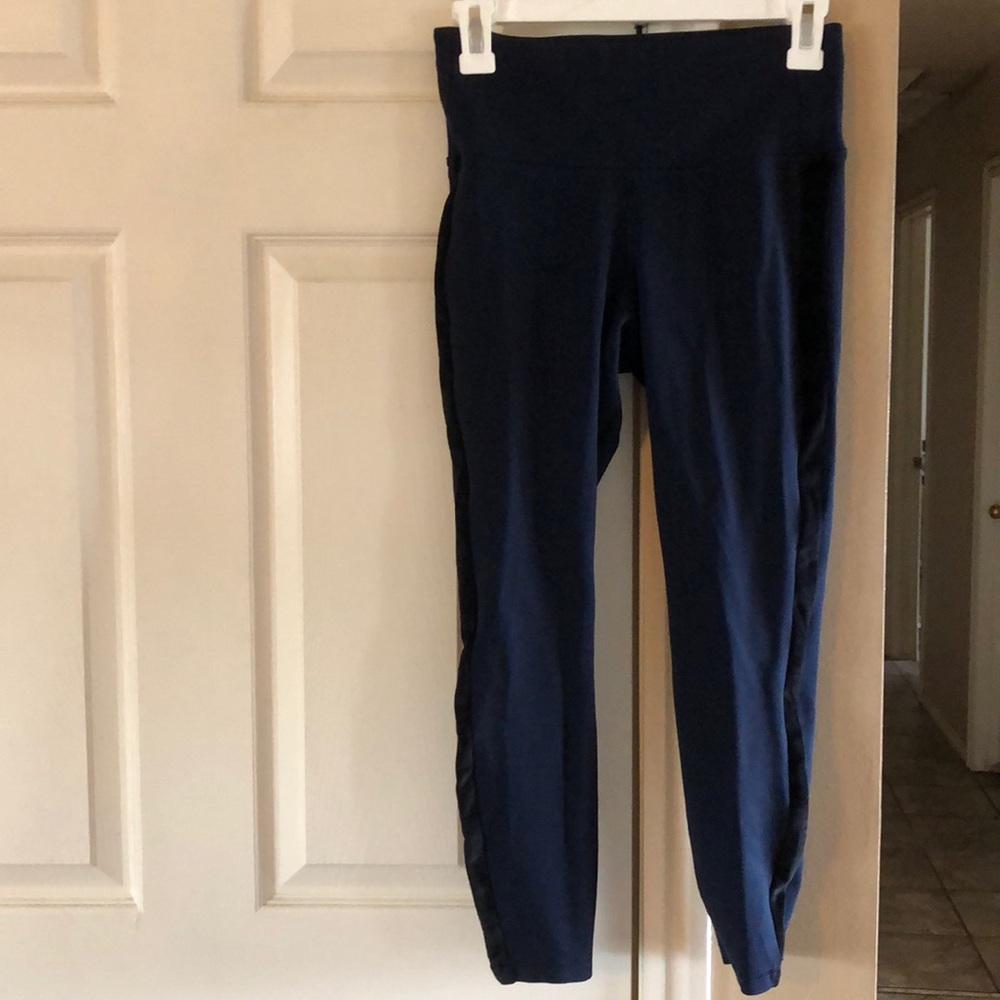 Navy athletic tights with black stripe